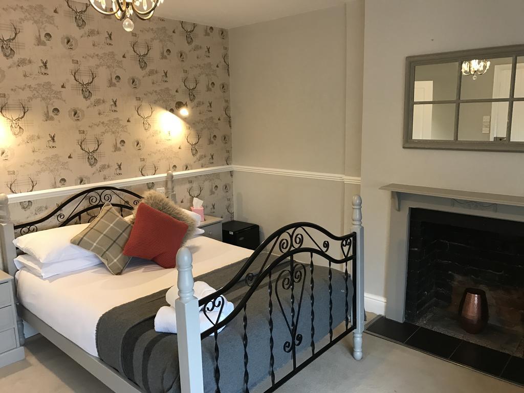 The Tollgate Inn Bradford-On-Avon Bagian luar foto