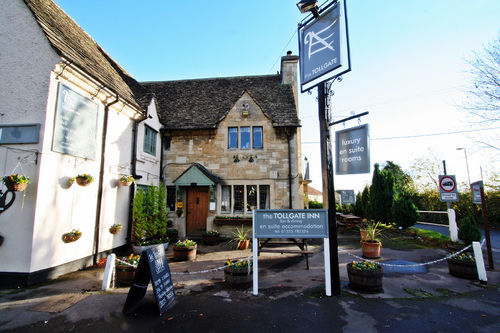 The Tollgate Inn Bradford-On-Avon Bagian luar foto